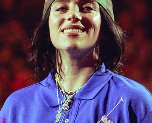 Billie Eilish Biography: Age, Net Worth 2026, Height, Boyfriend, Albums & Career