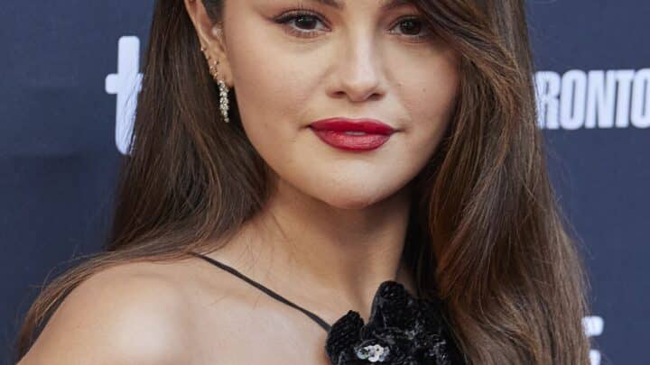 Selena Gomez Biography: Age, Net Worth 2026, Height, Boyfriend, Music & Career
