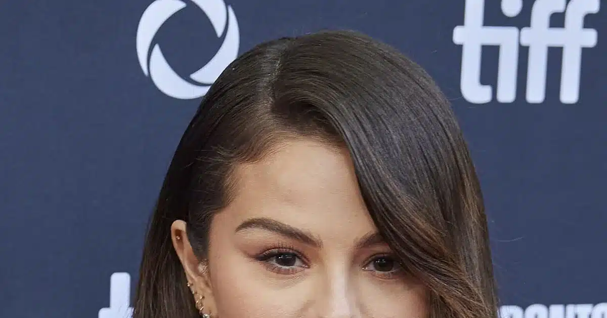 Selena Gomez Biography: Age, Net Worth 2026, Height, Boyfriend, Music & Career - Early Life: Growing Up Fast in Grand Prairie