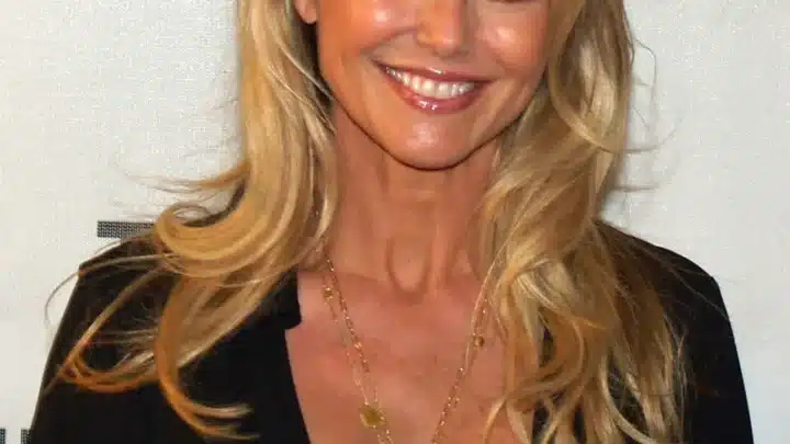 Christie Brinkley Height — The Supermodel’s Statuesque Frame