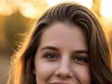 Emma Chamberlain's - Emma Chamberlain’s Boyfriend: Who Are They D
