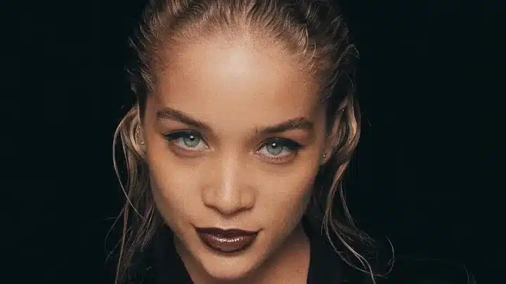 Jasmine Sanders Age: Golden Barbie Model’s Birthday Breakdown