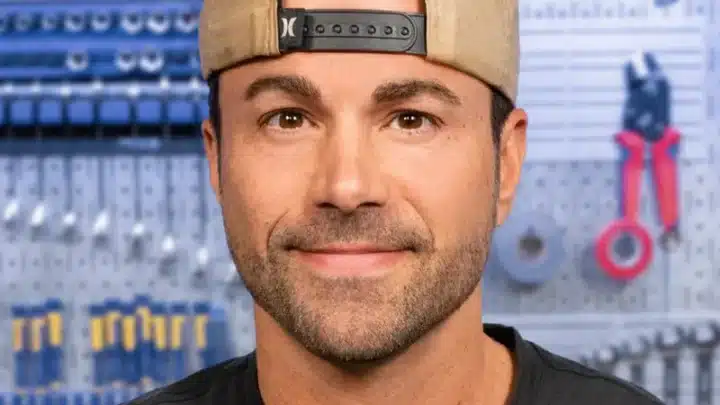 Mark Rober YouTube Subscribers: The Ex-NASA Engineer’s Channel Growth