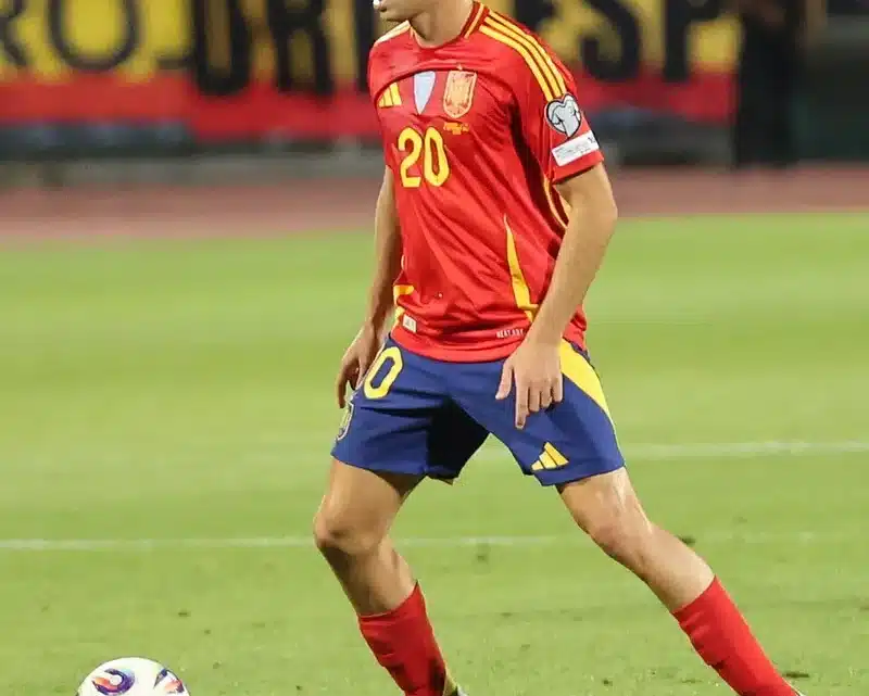 Meet Pedri’s Parents: The Canarian Family That Shaped a Midfielder Meet Pedri’s Parents: The Canarian Family That Shaped a Midfielder
