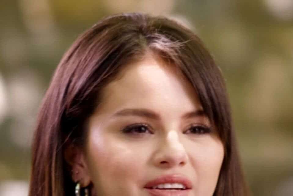 Who Is Selena Gomez Dating? Current Boyfriend & Relationship Timeline