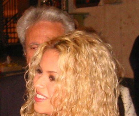 Who Is Shakira Dating? Current Boyfriend & Relationship Timeline