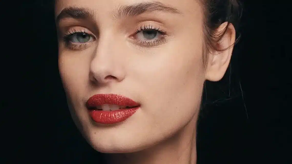 Taylor Hill’s Height — Victoria’s Secret Angel Stats