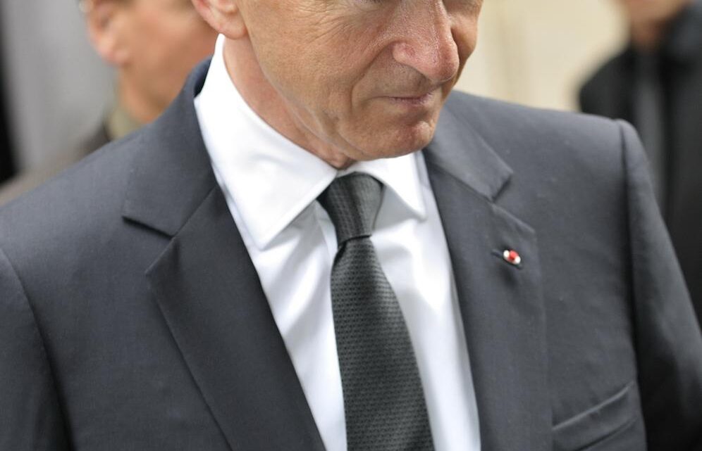 Bernard Arnault Net Worth 2026: The $200B Luxury Empire & LVMH Holding Structure