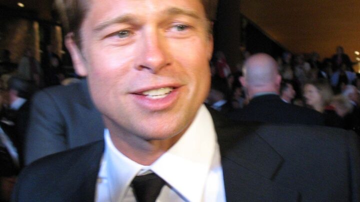 Leonardo DiCaprio vs Brad Pitt Asset and Real Estate Portfolio 2026: Properties, Homes & Luxury Assets Compared