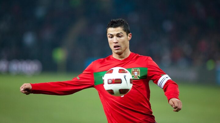 Cristiano Ronaldo vs Lionel Messi Residuals vs Upfront Pay 2026: Passive Income vs Active Earnings Breakdown
