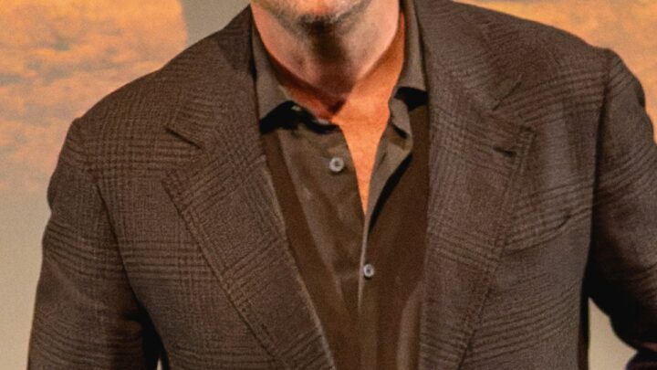 Leonardo DiCaprio vs Brad Pitt Salary and Endorsement Deals 2026: Income Sources, Contracts & Brand Partnerships Compared