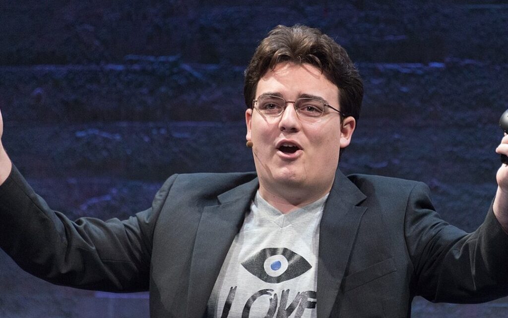 Alexandr Wang vs Palmer Luckey Asset and Real Estate Portfolio 2026: Properties, Homes & Luxury Assets Compared Alexandr Wang vs Palmer Luckey Asset and Real Estate Portfolio 2026: Properties, Homes & Luxury Assets Compared