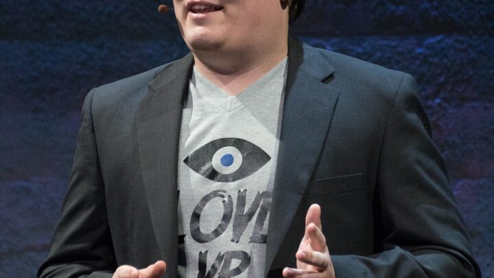 Alexandr Wang vs Palmer Luckey Brand Value and NIL Valuation 2026: Personal Brand Worth & Marketability Analysis