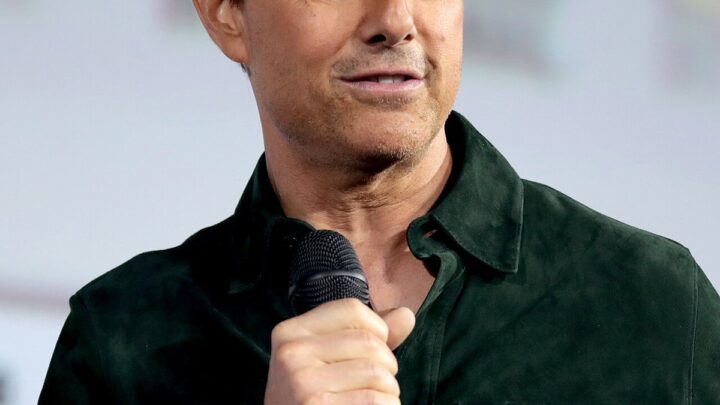 Tom Cruise vs Robert Downey Jr Residuals vs Upfront Pay 2026: Passive Income vs Active Earnings Breakdown