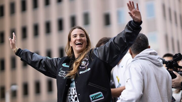 Sabrina Ionescu vs Caitlin Clark Financial Legacy Analysis 2026: Generational Wealth & Long-Term Financial Impact