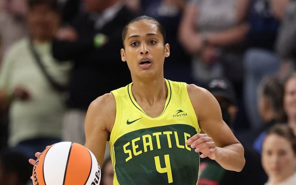 Skylar Diggins-Smith vs Jewell Loyd Net Worth 2026: Complete Wealth Breakdown & Financial Comparison Skylar Diggins-Smith vs Jewell Loyd Net Worth 2026: Complete Wealth Breakdown & Financial Comparison