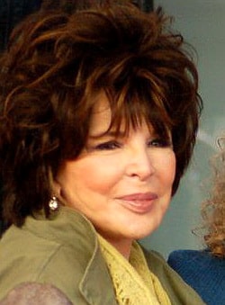 Carole Bayer Sager - CC BY-SA 3.0