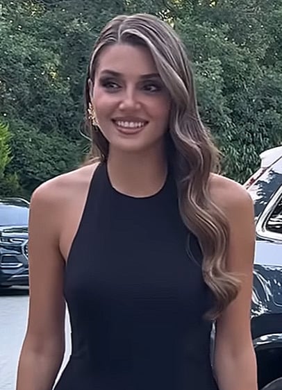Hande Erçel - CC BY 3.0