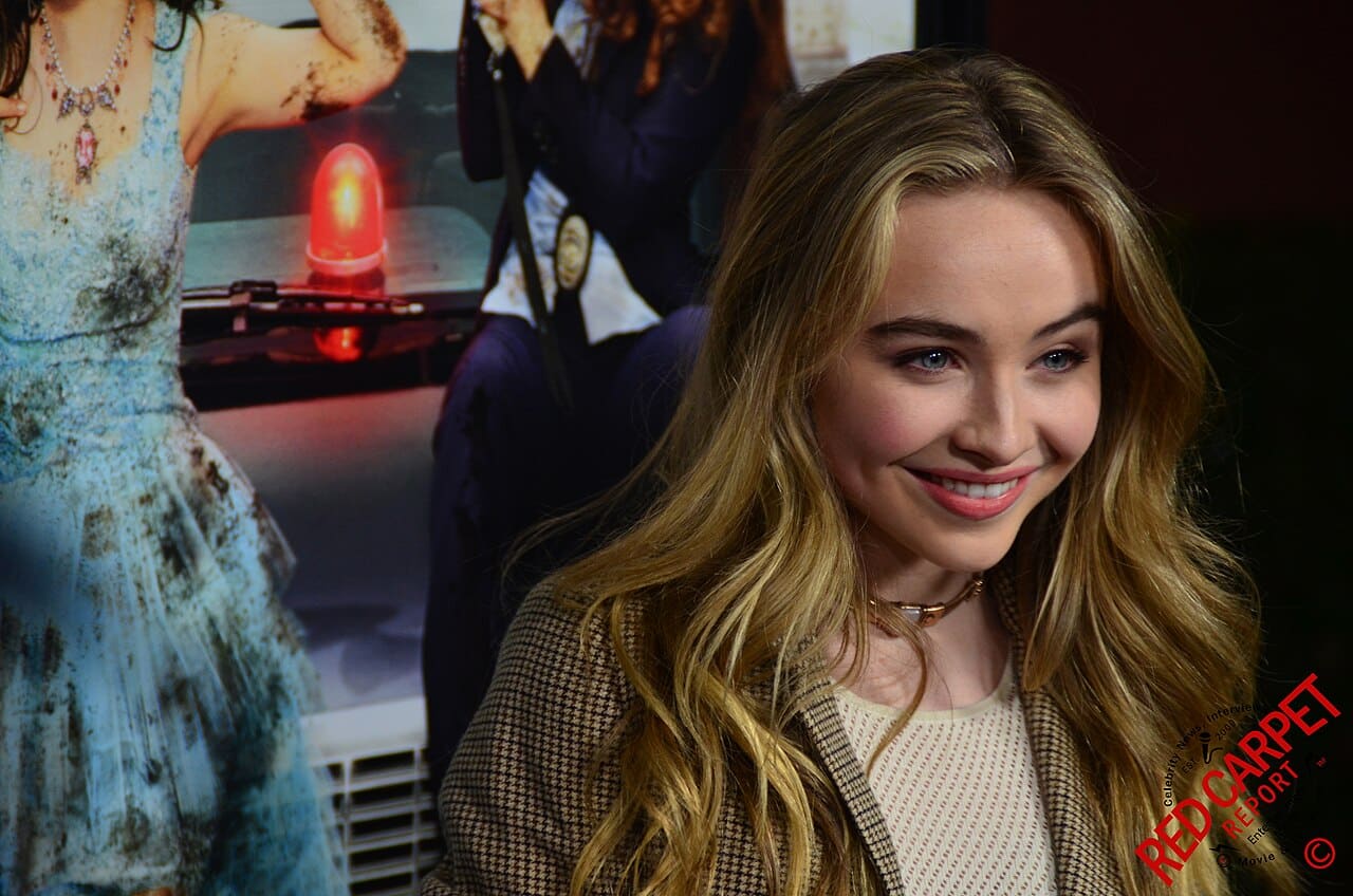 Sabrina Carpenter at red carpet event