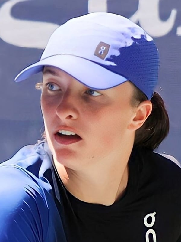 Iga Swiatek - Iga Swiatek Coach