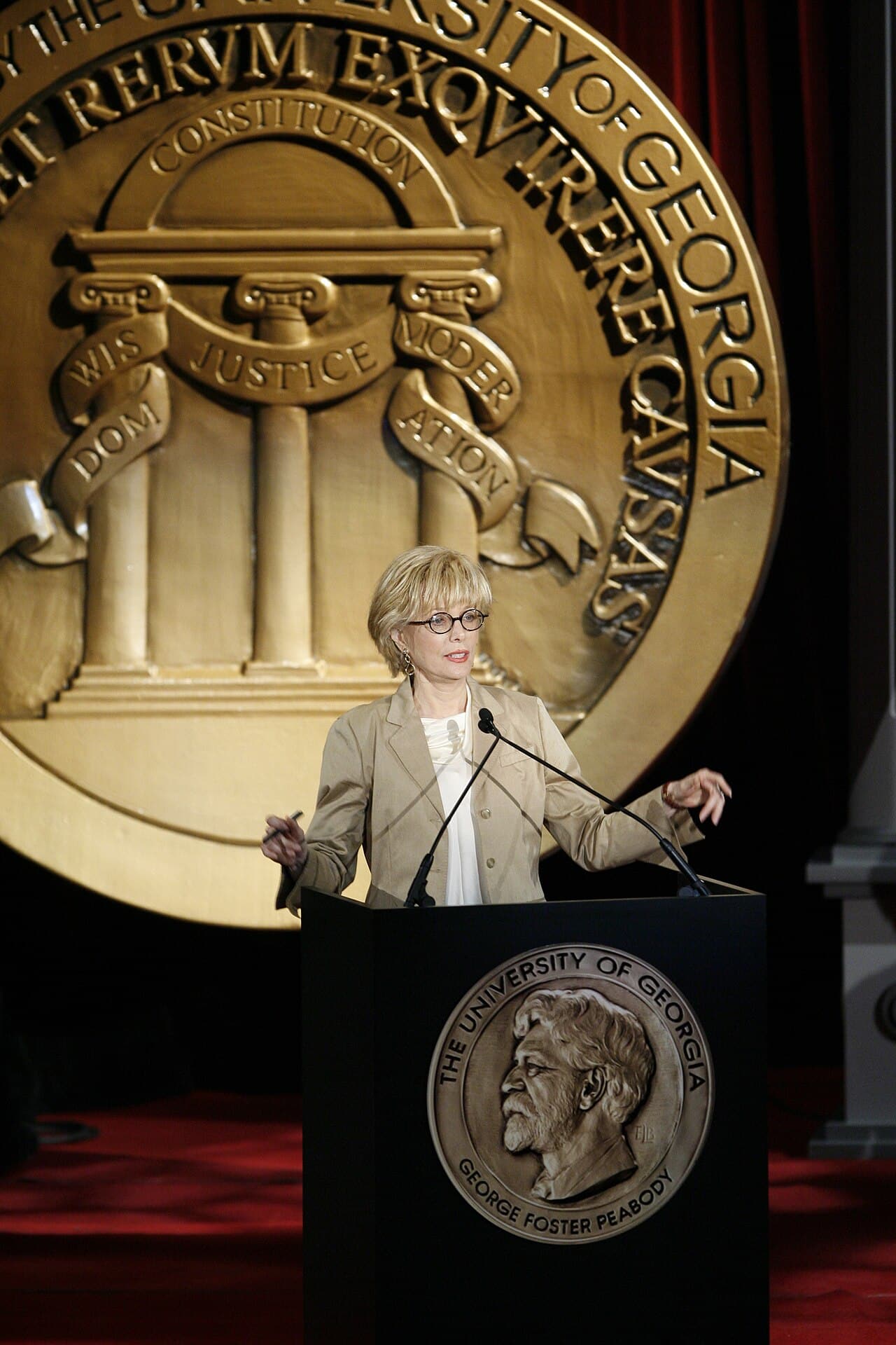 Lesley Stahl's - Lesley Stahl’s Husband: The Full Story
