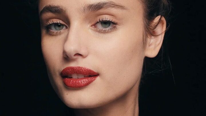 Taylor Hill’s Height — Victoria’s Secret Angel Stats